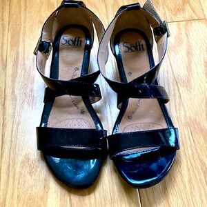 Sofft patent leather sandals  6.5 M